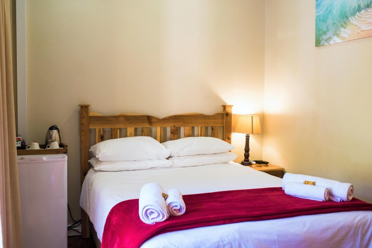 The Tides Inn Bed And Breakfast Durban Exterior photo