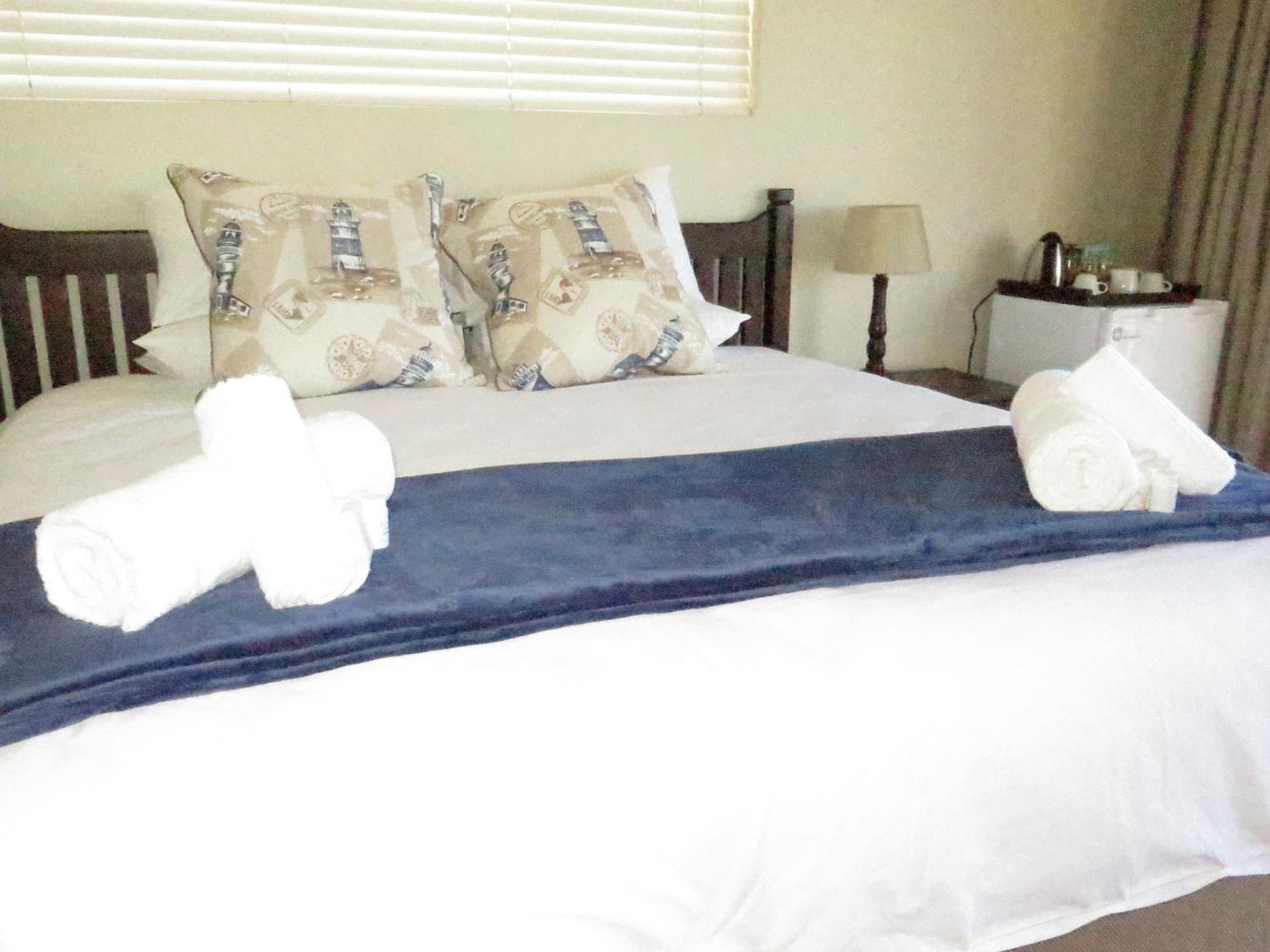 The Tides Inn Bed And Breakfast Durban Room photo