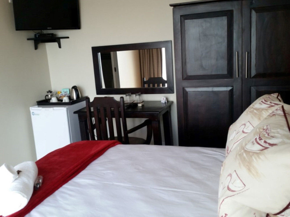 The Tides Inn Bed And Breakfast Durban Exterior photo