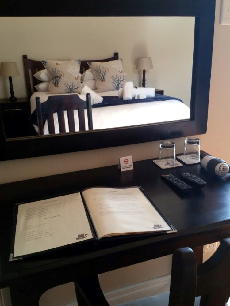The Tides Inn Bed And Breakfast Durban Exterior photo