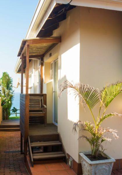 The Tides Inn Bed And Breakfast Durban Exterior photo